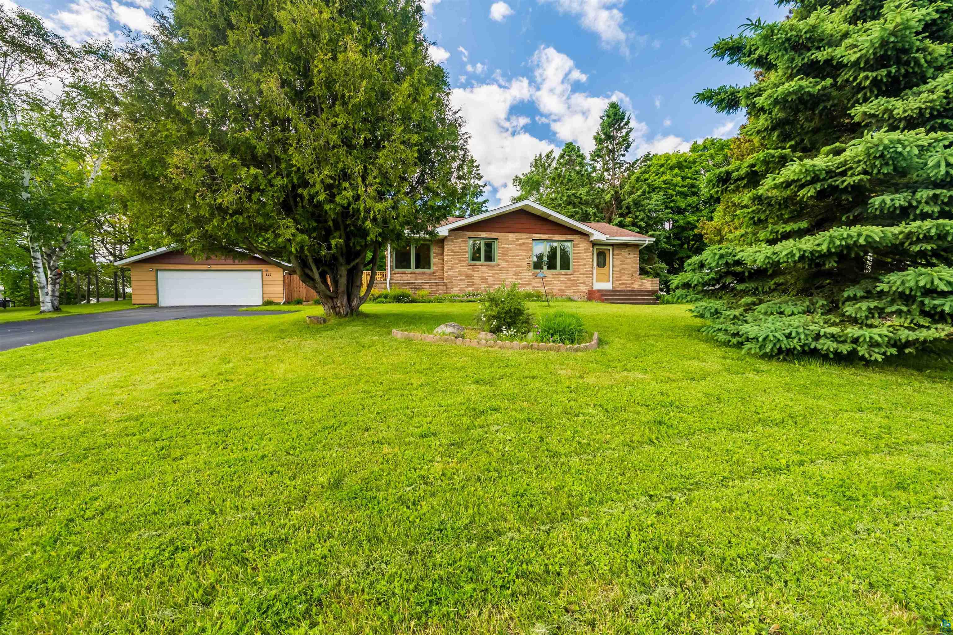 827 Almac Drive Proctor, MN 55810 - Photo 4 of 47