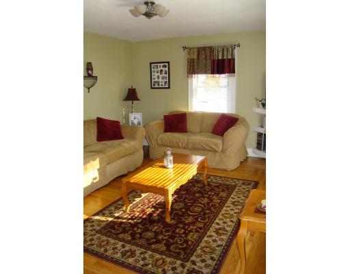 181 Edendale Street Springfield, MA 01104 - Photo 8 of 18