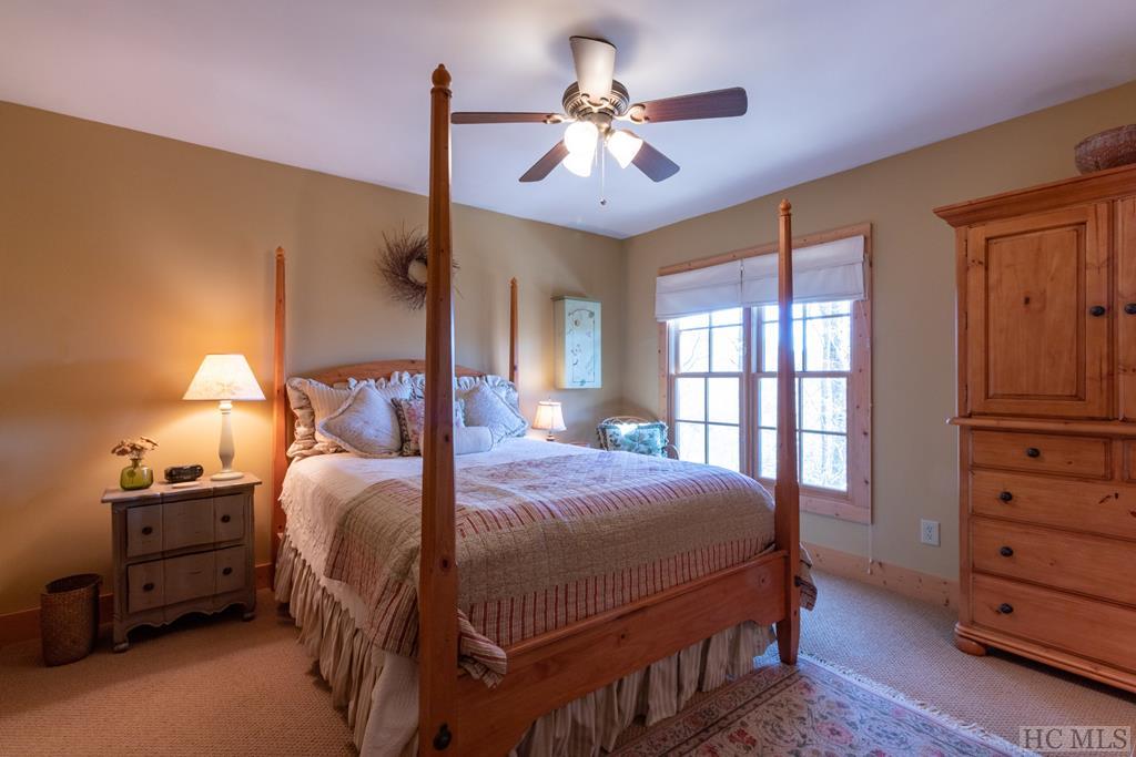 207 A Rendezvous Ridge, Unit A Cashiers, NC 28717 - Photo 17 of 24 Gallery Image 17
