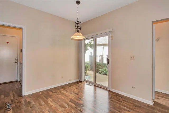 $415,900 | 1114 Tennyson Lane, Naperville, IL 60540