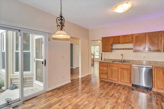 $415,900 | 1114 Tennyson Lane, Naperville, IL 60540