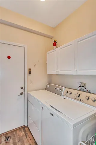 $415,900 | 1114 Tennyson Lane, Naperville, IL 60540