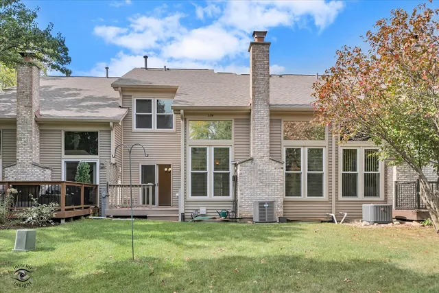 $415,900 | 1114 Tennyson Lane, Naperville, IL 60540