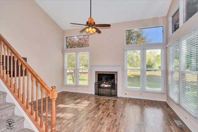 $415,900 | 1114 Tennyson Lane, Naperville, IL 60540