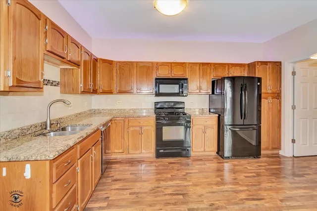 $415,900 | 1114 Tennyson Lane, Naperville, IL 60540