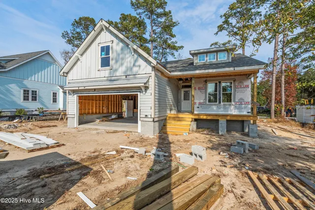 $650,000 | 418 Raven Gln Drive, Southport, NC 28461