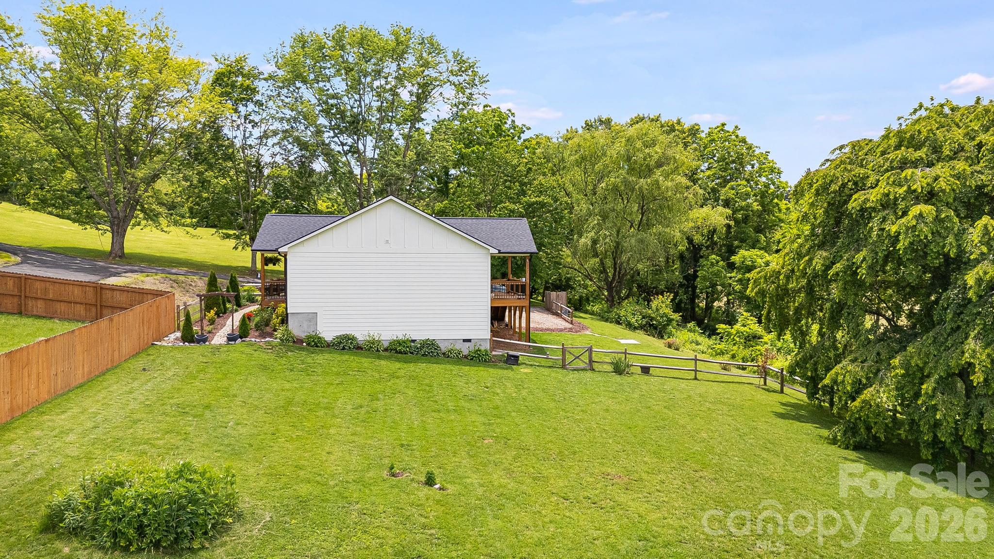 923 Newfound Road Leicester, NC 28748 - Photo 31 of 32