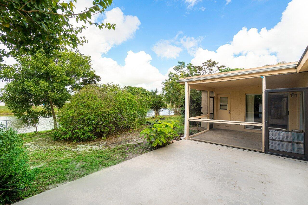 10905 Eureka Street Boca Raton, FL 33428 - Photo 18 of 35 023-10905EurekaStreet-BocaRaton-FL-33428