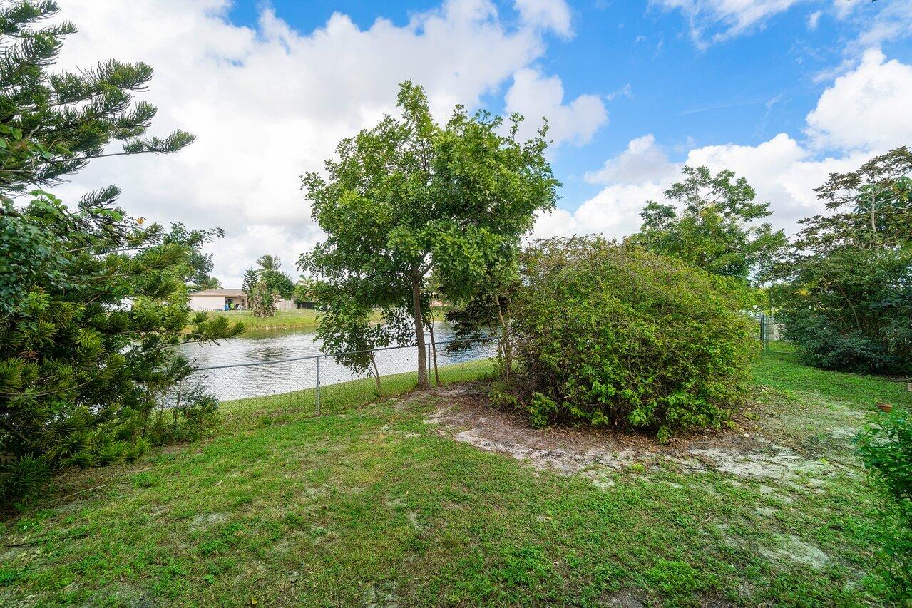 10905 Eureka Street Boca Raton, FL 33428 - Photo 21 of 35 020-10905EurekaStreet-BocaRaton-FL-33428