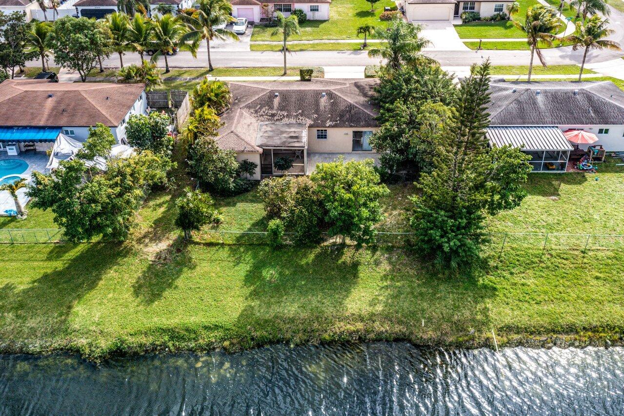 10905 Eureka Street Boca Raton, FL 33428 - Photo 25 of 35 029-10905EurekaStreet-BocaRaton-FL-33428