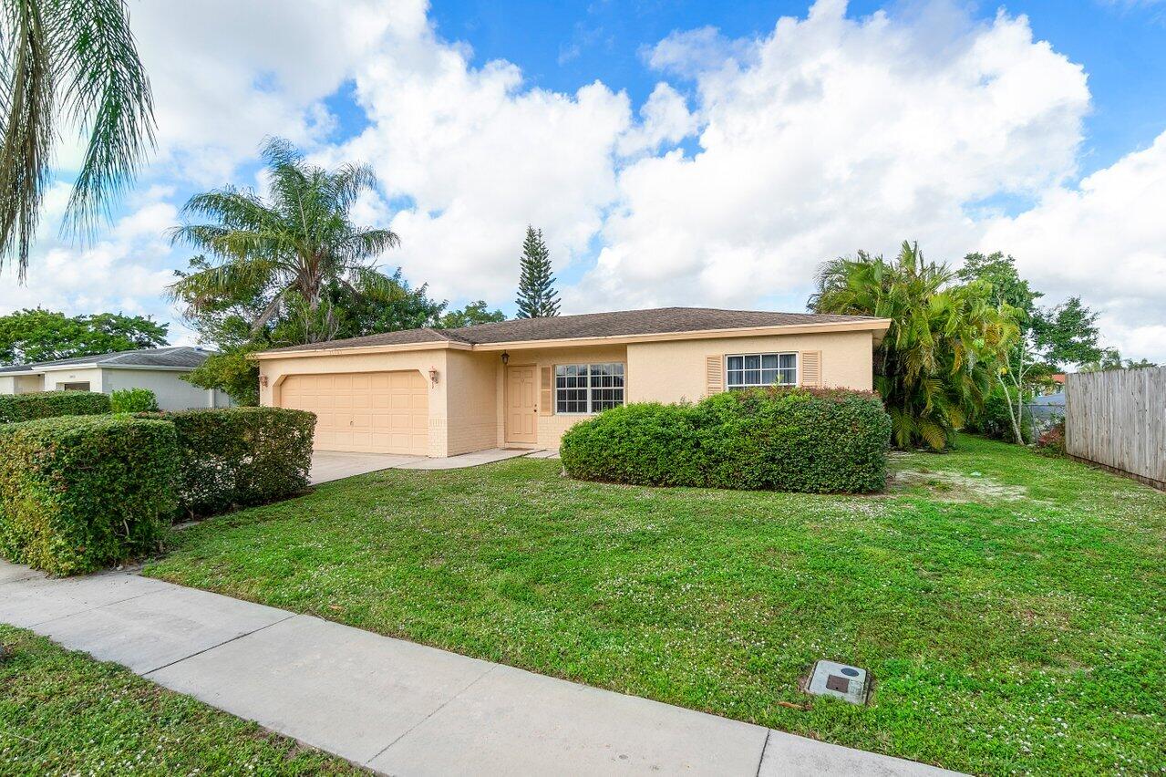 10905 Eureka Street Boca Raton, FL 33428 - Photo 33 of 35 003-10905EurekaStreet-BocaRaton-FL-33428