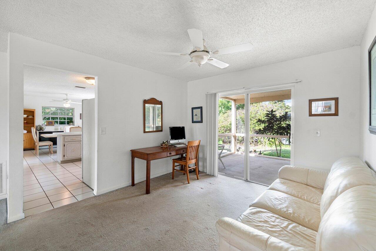 10905 Eureka Street Boca Raton, FL 33428 - Photo 7 of 35 012-10905EurekaStreet-BocaRaton-FL-33428