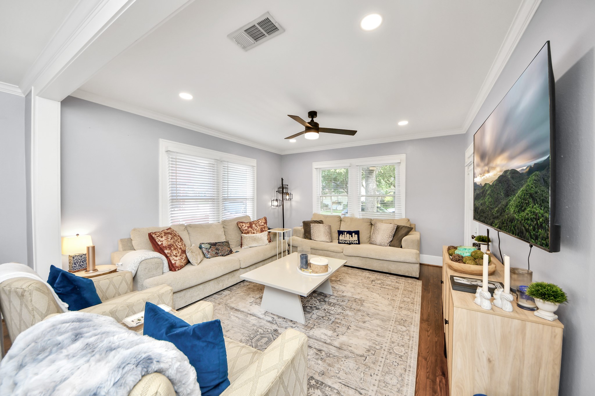 916 West Cottage Street Houston, TX 77009 - Photo 11 of 31