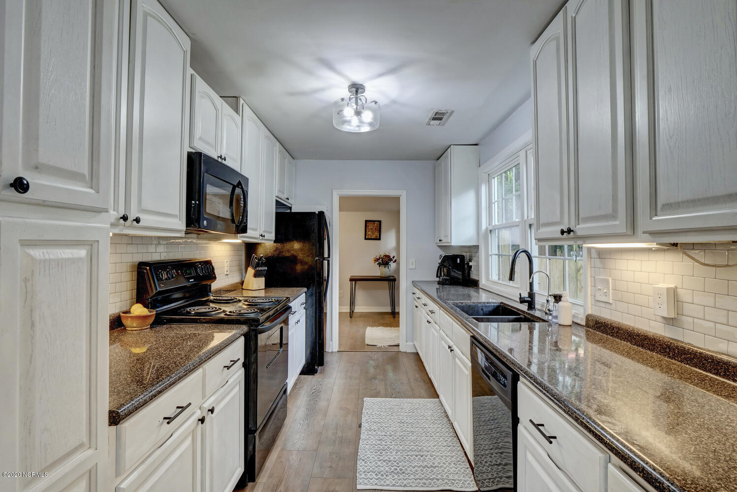 2223 Brandon Road Wilmington, NC 28405 - Photo 6 of 24 2223 Brandon Rd Wilmington NC-large-007-