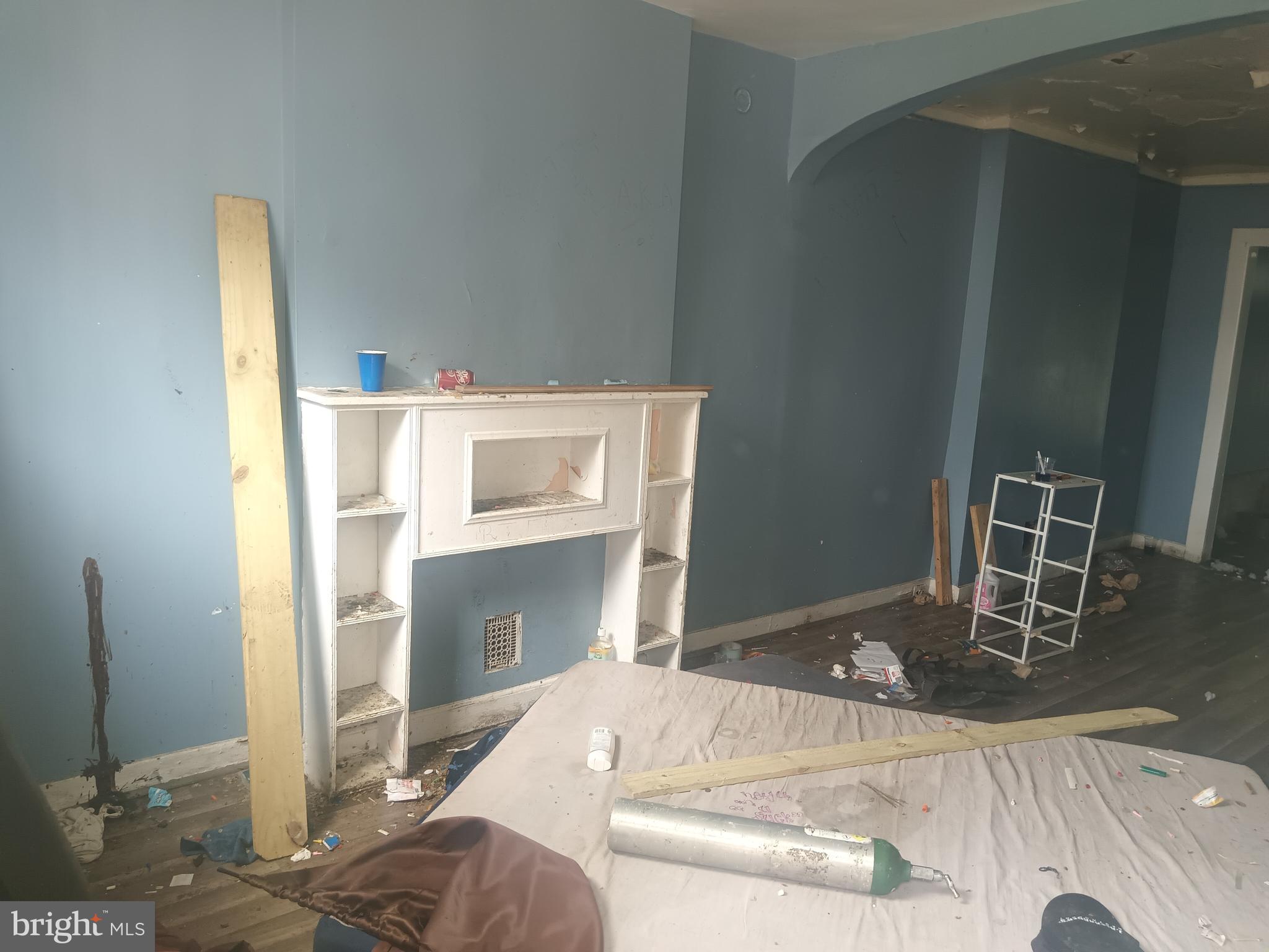 1802 North Chapel Street Baltimore, MD 21213 - Photo 5 of 8