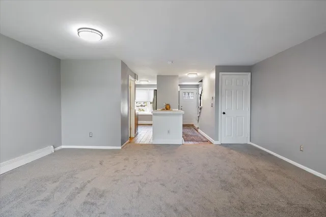 $3,200 | 5 Aspen Lane, Merrimack, NH 03054