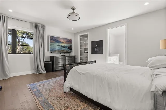 $6,000 | 1049 North Kentucky Avenue, Winter Park, FL 32789