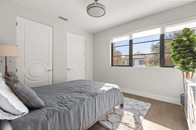 $6,000 | 1049 North Kentucky Avenue, Winter Park, FL 32789