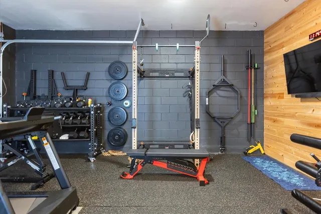 $6,000 | 1049 North Kentucky Avenue, Winter Park, FL 32789