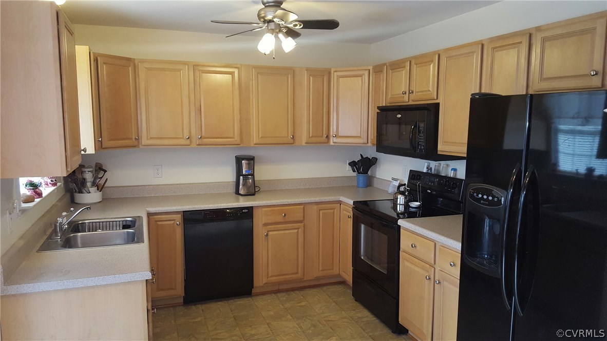 2143 Mountain View Road Powhatan, VA 23139 - Photo 3 of 16