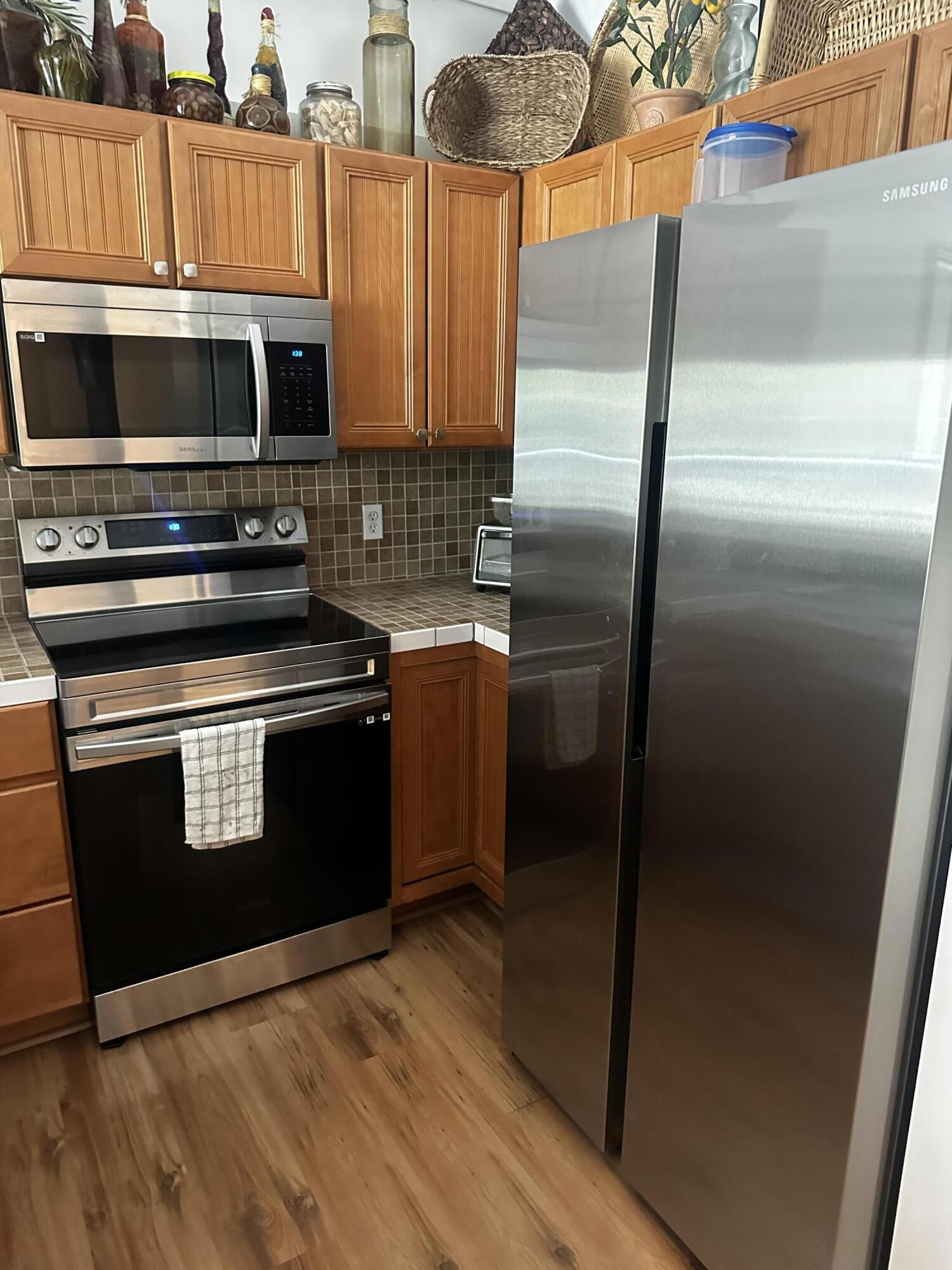 431 Northeast Baker Road Stuart, FL 34994 - Photo 5 of 9 Kitchen 2