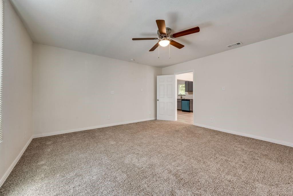 2704 Rosen Avenue Fort Worth, TX 76164 - Photo 17 of 17
