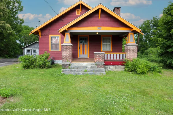 $3,000 | 375 Broadway, Ulster Park, NY 12487