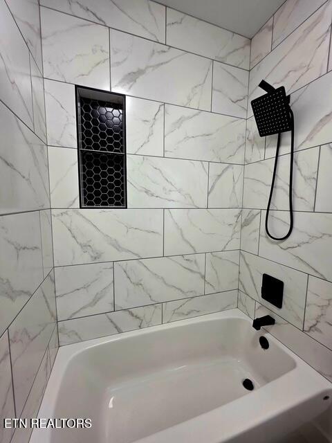 507 North Street Newport, TN 37821 - Photo 27 of 27 Tub shower combo in guest bathroom