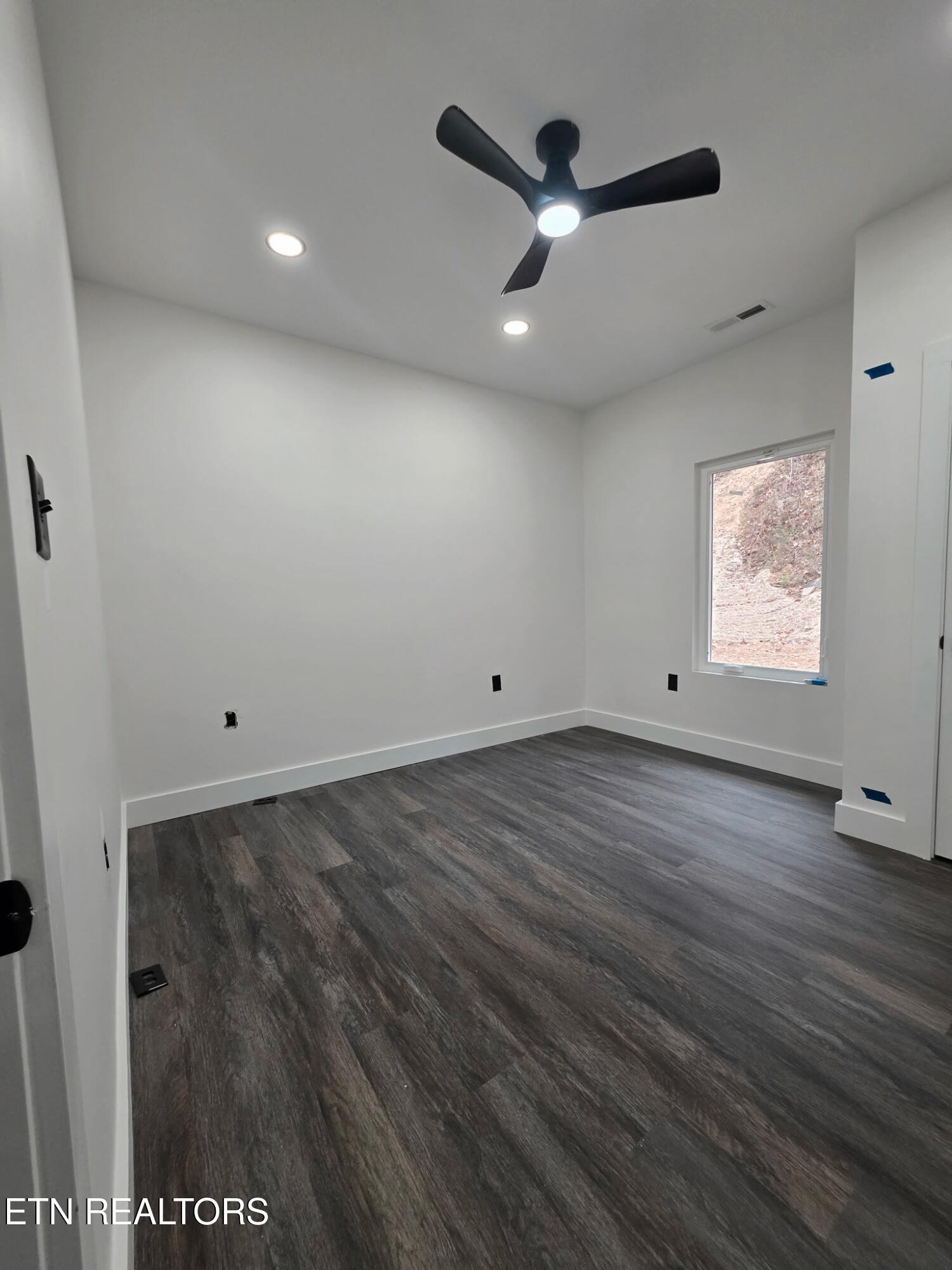 507 North Street Newport, TN 37821 - Photo 9 of 27 1-bedroom
