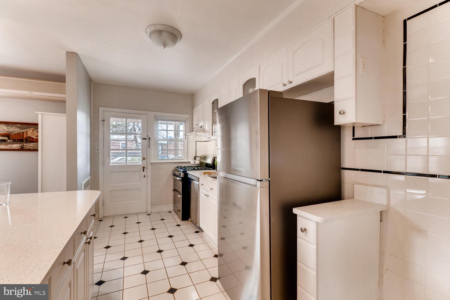 50 Burkshire Road Baltimore, MD 21286 - Photo 12 of 28 Gallery Image 12