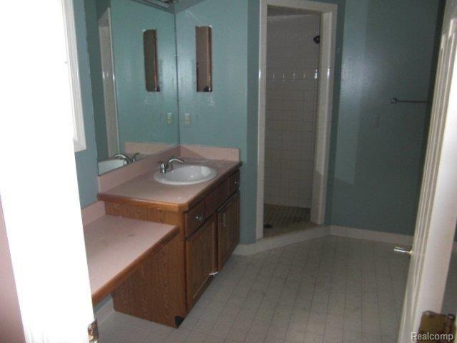 5959 Dutcher Road Howell, MI 48843 - Photo 12 of 14 CIMG5505