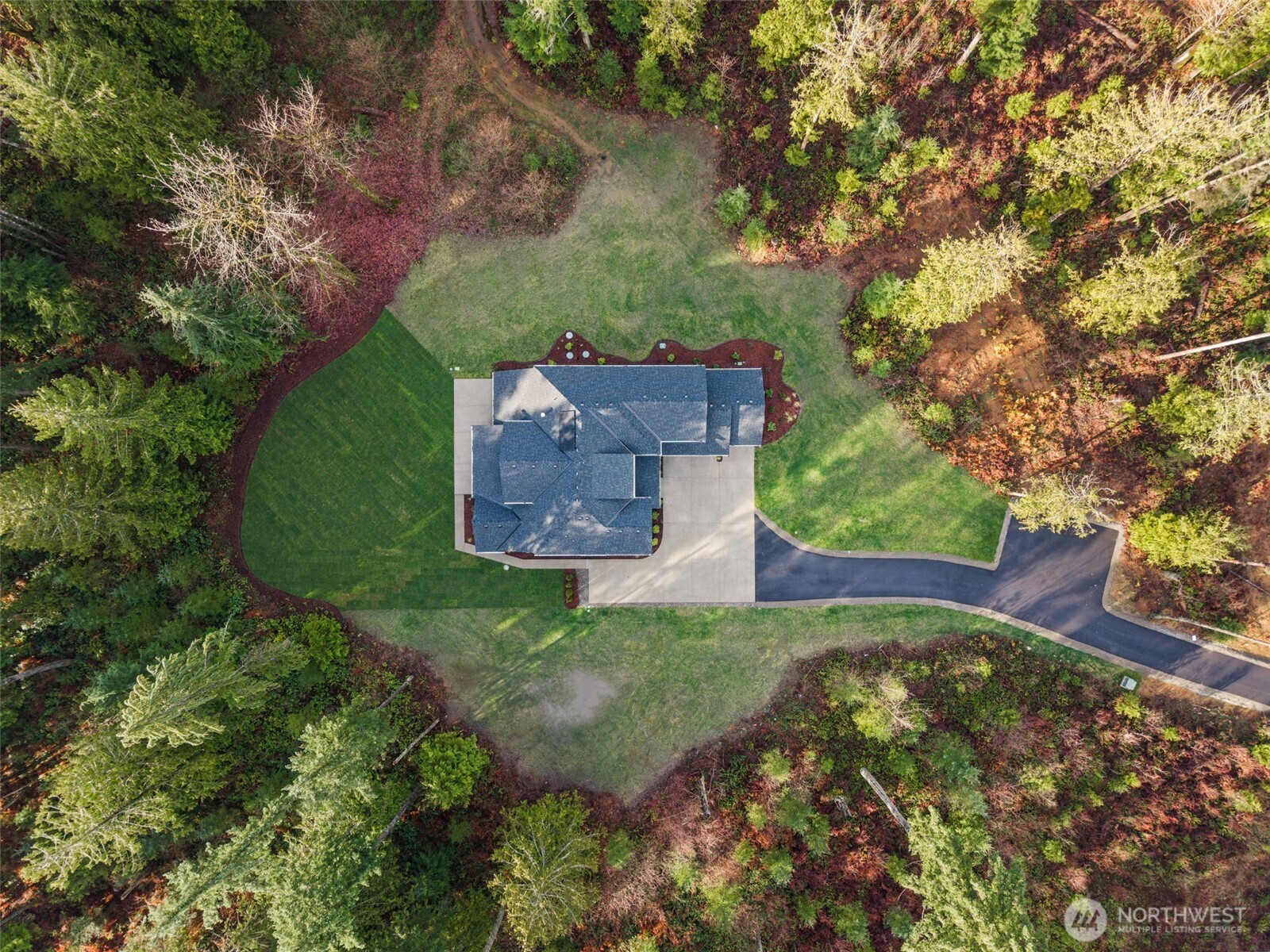 3303 107th Avenue Southwest Olympia, WA 98512 - Photo 32 of 37 an aerial view of a house