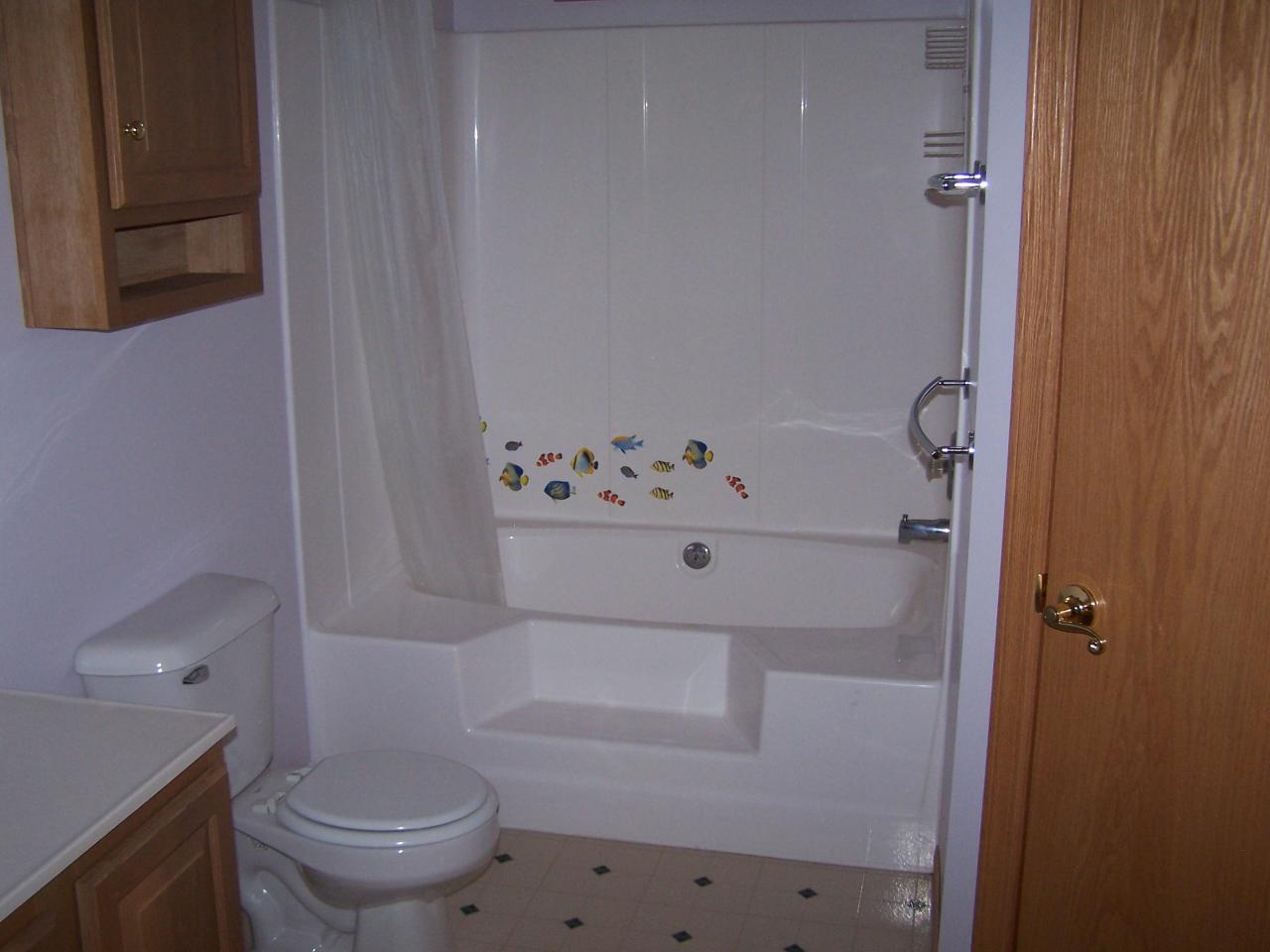 2655 Lees Gap Road Fincastle, VA 24090 - Photo 21 of 37 Master Bath