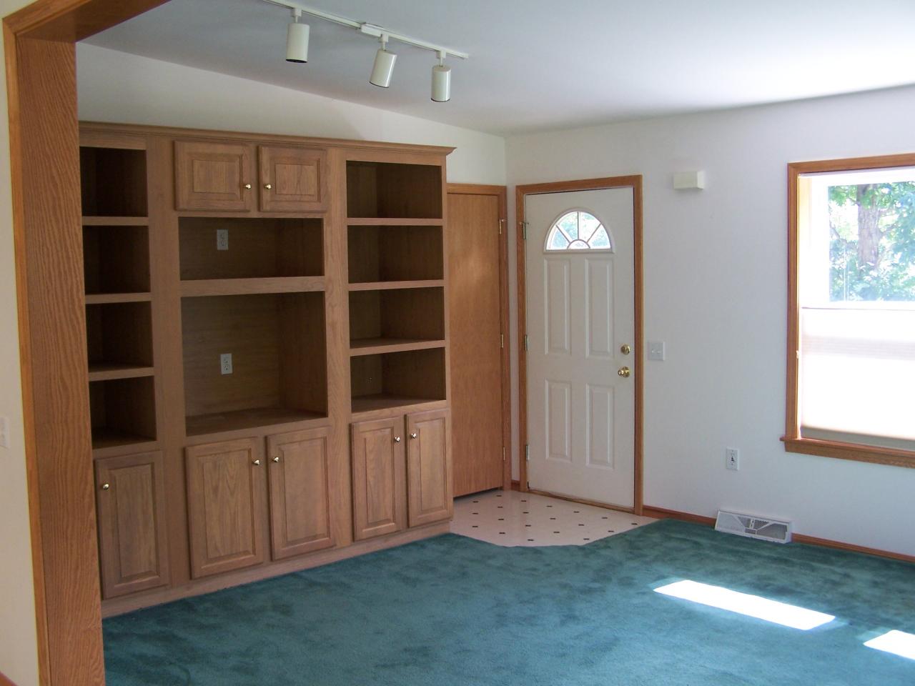 2655 Lees Gap Road Fincastle, VA 24090 - Photo 9 of 37 Living Room