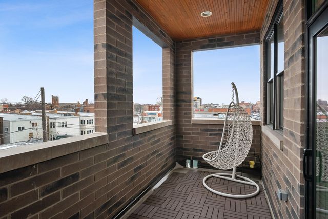 $711,000 | 5434 North Clark Street, Unit 3N, Chicago, IL 60640