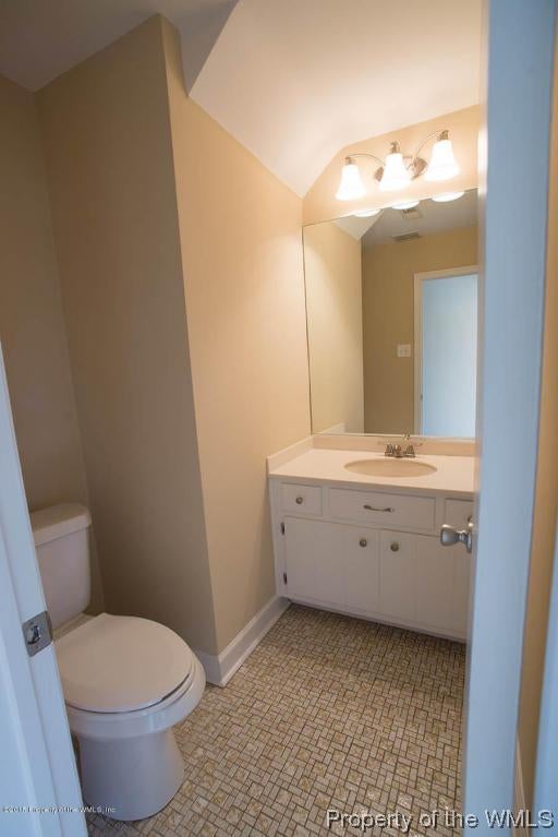4 Springmeadow Court Hampton, VA 23666 - Photo 4 of 21 VRP_9483-MLS