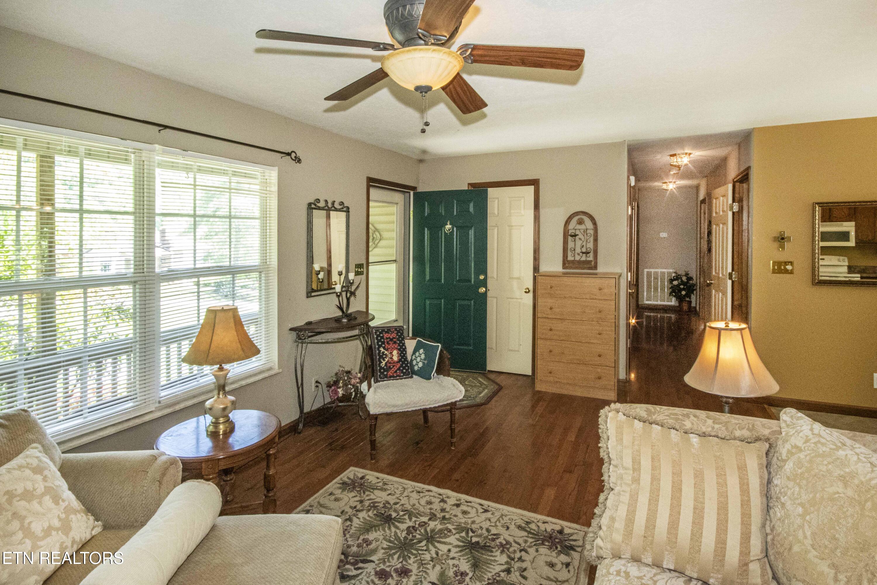 117 Pine Hill Road Heiskell, TN 37754 - Photo 7 of 35 2B4AF56C-F0F3-4F1F-880A-7B5AD1E51DB9