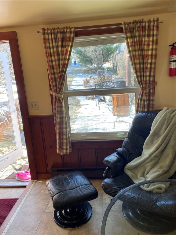 210 Boulevard Terrace Middletown, RI 02842 - Photo 17 of 18
