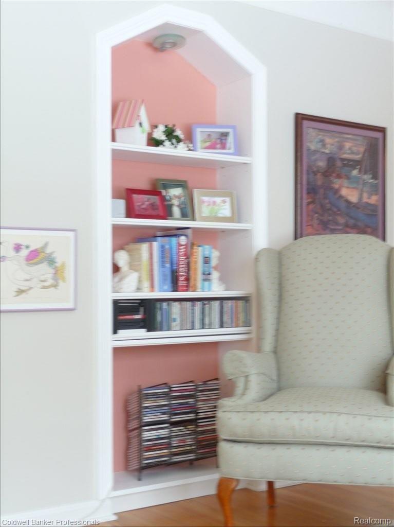 1704 Mansfield Road Birmingham, MI 48009 - Photo 17 of 23 LIBRARY