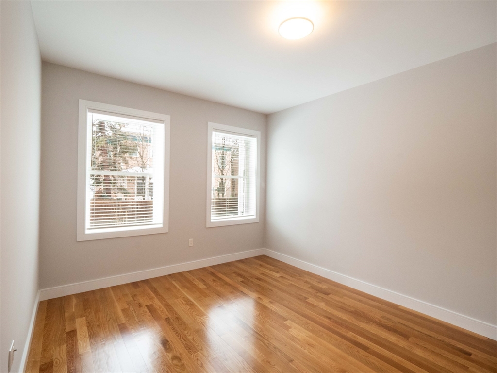 142 Coolidge Street, Unit 1 Brookline, MA 02446 - Photo 14 of 23