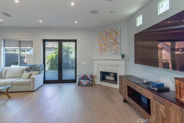 $7,000 | 831 Frankfort Avenue, Huntington Beach, CA 92648