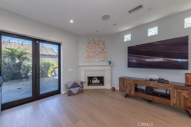 $7,000 | 831 Frankfort Avenue, Huntington Beach, CA 92648