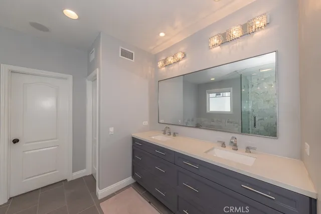 $7,000 | 831 Frankfort Avenue, Huntington Beach, CA 92648