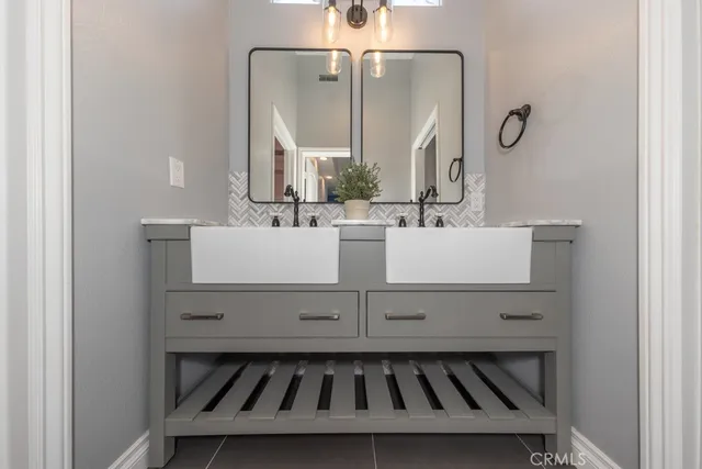 $7,000 | 831 Frankfort Avenue, Huntington Beach, CA 92648