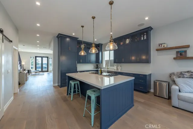 $7,000 | 831 Frankfort Avenue, Huntington Beach, CA 92648