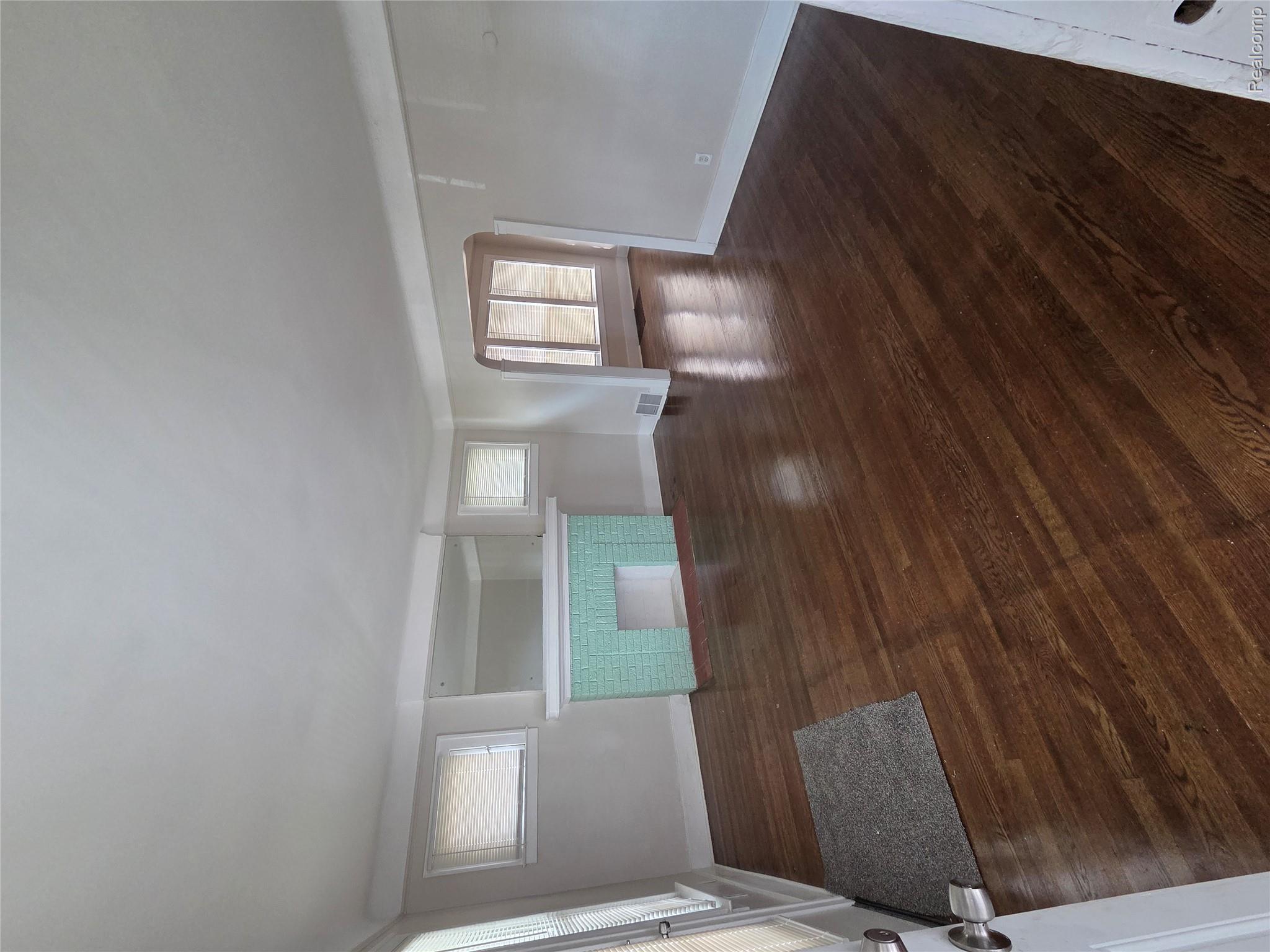 12047 Prairie Street Detroit, MI 48204 - Photo 2 of 12
