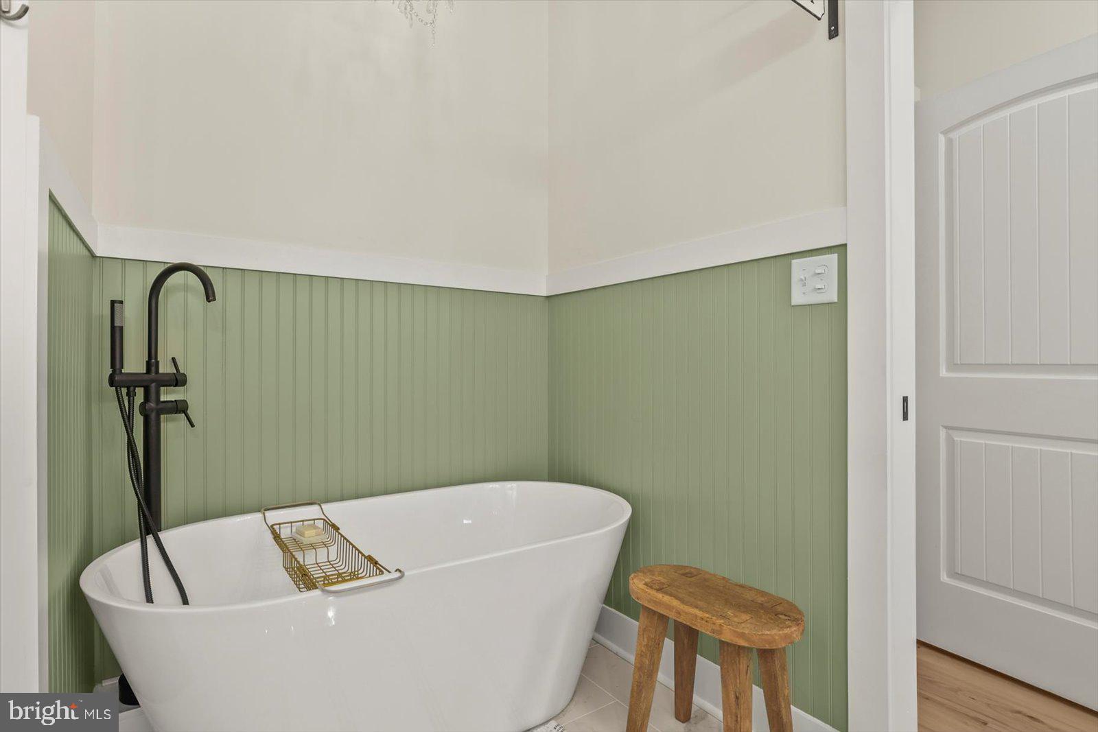 4340 Lee Road Glenville, PA 17329 - Photo 22 of 42 a bathroom with a sink and bathtub