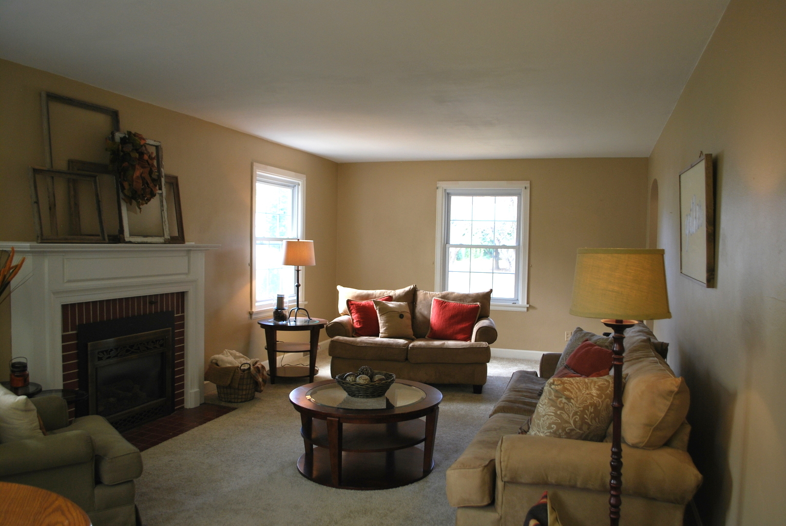 1057 North 8th Street Rochelle, IL 61068 - Photo 22 of 46 a living room with furniture and a fireplace