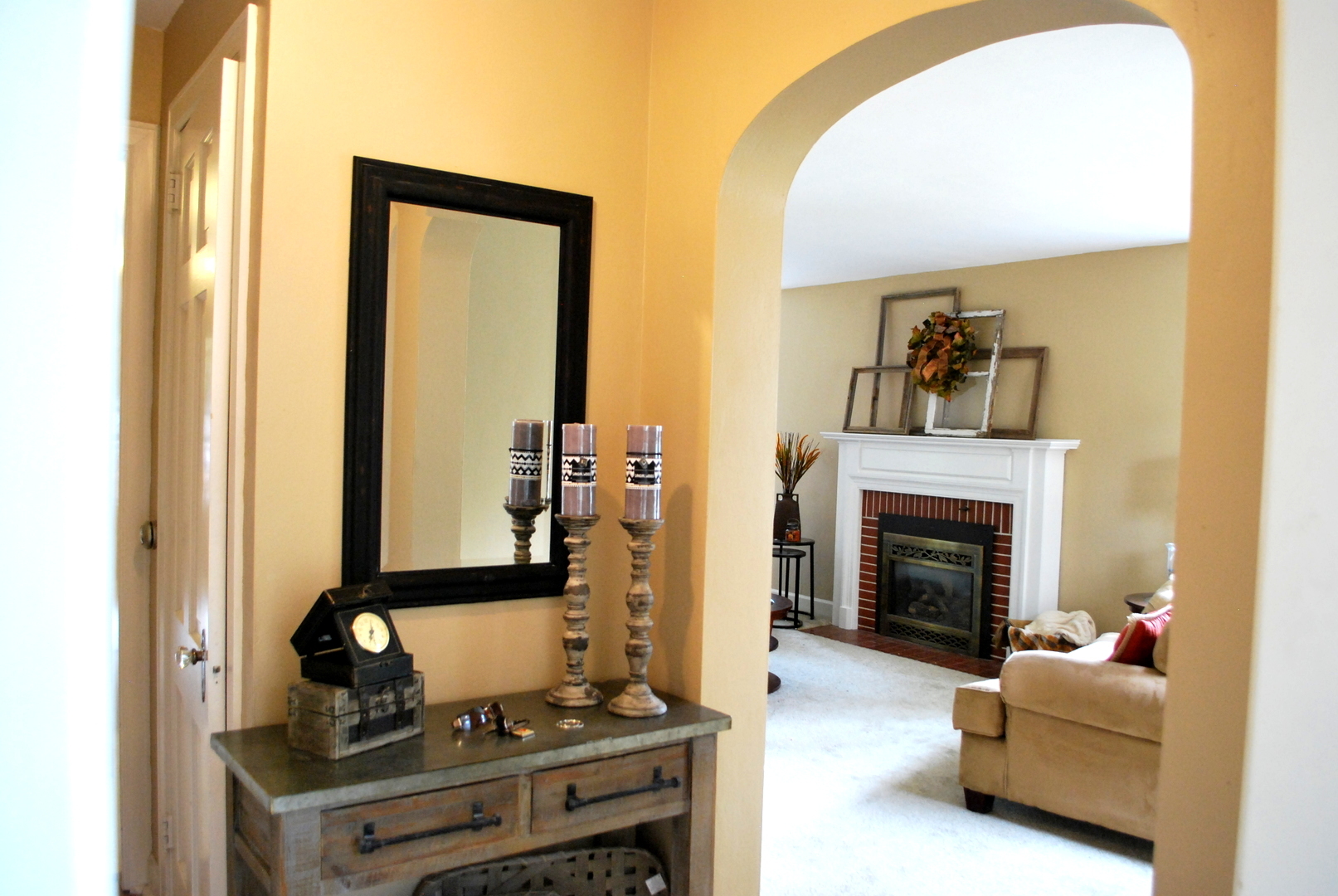 1057 North 8th Street Rochelle, IL 61068 - Photo 8 of 46 a living room with furniture and a fireplace