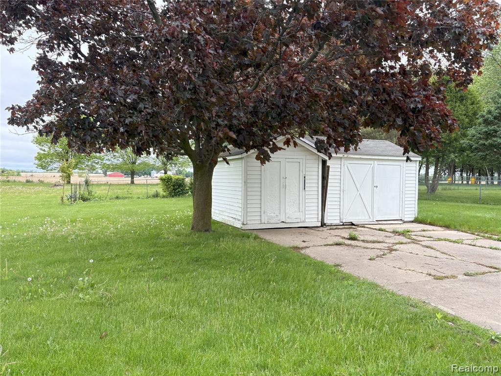 8865 East Bennington Road Durand, MI 48429 - Photo 5 of 22 Gallery Image 5